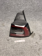 2021-2024 TESLA MODEL 3/Y RIGHT SIDE  TAIL LIGHT USED OEM (1502087-00-D) 4 Pin