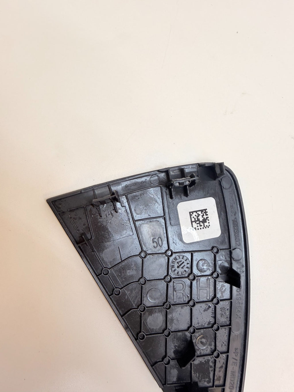 2017-2023 Tesla Model S Front Right Passenger Dashboard End Cap Cover T0529095