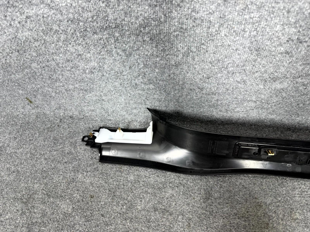 2016-2020 Tesla Model X Front Right Door Sill Cover Trim Panel OEM, 1496490-00-A
