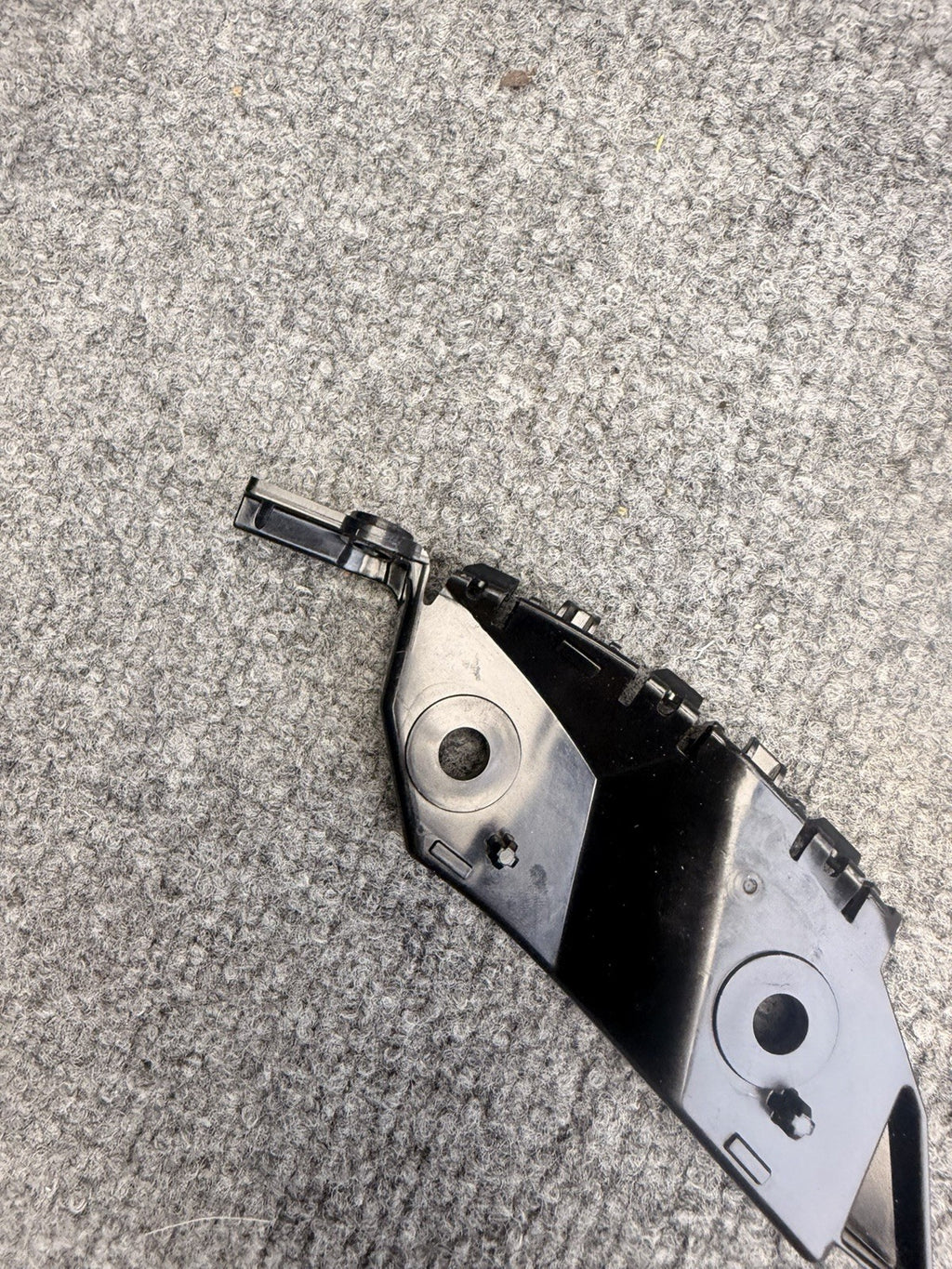 2024-2025 Tesla Model 3 Front Driver Side Bumper Bracket Left OEM 1774268-00-F