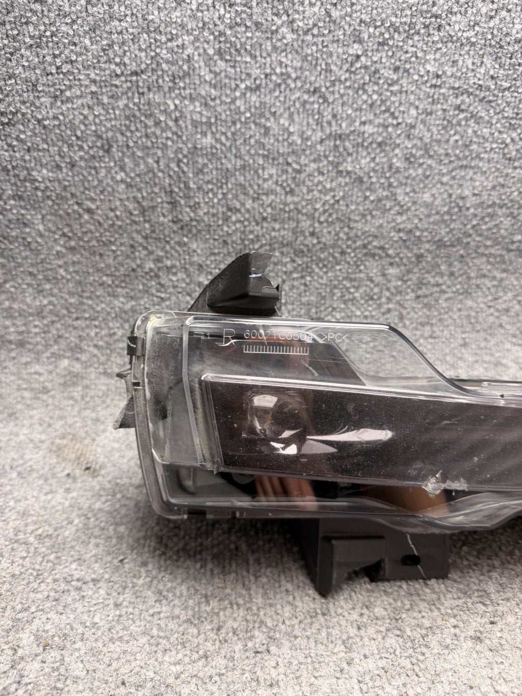 3 PIN OEM 2017 - 2023 Tesla Model 3 Front Right Fog Light LED Lamp 1077392-00-F