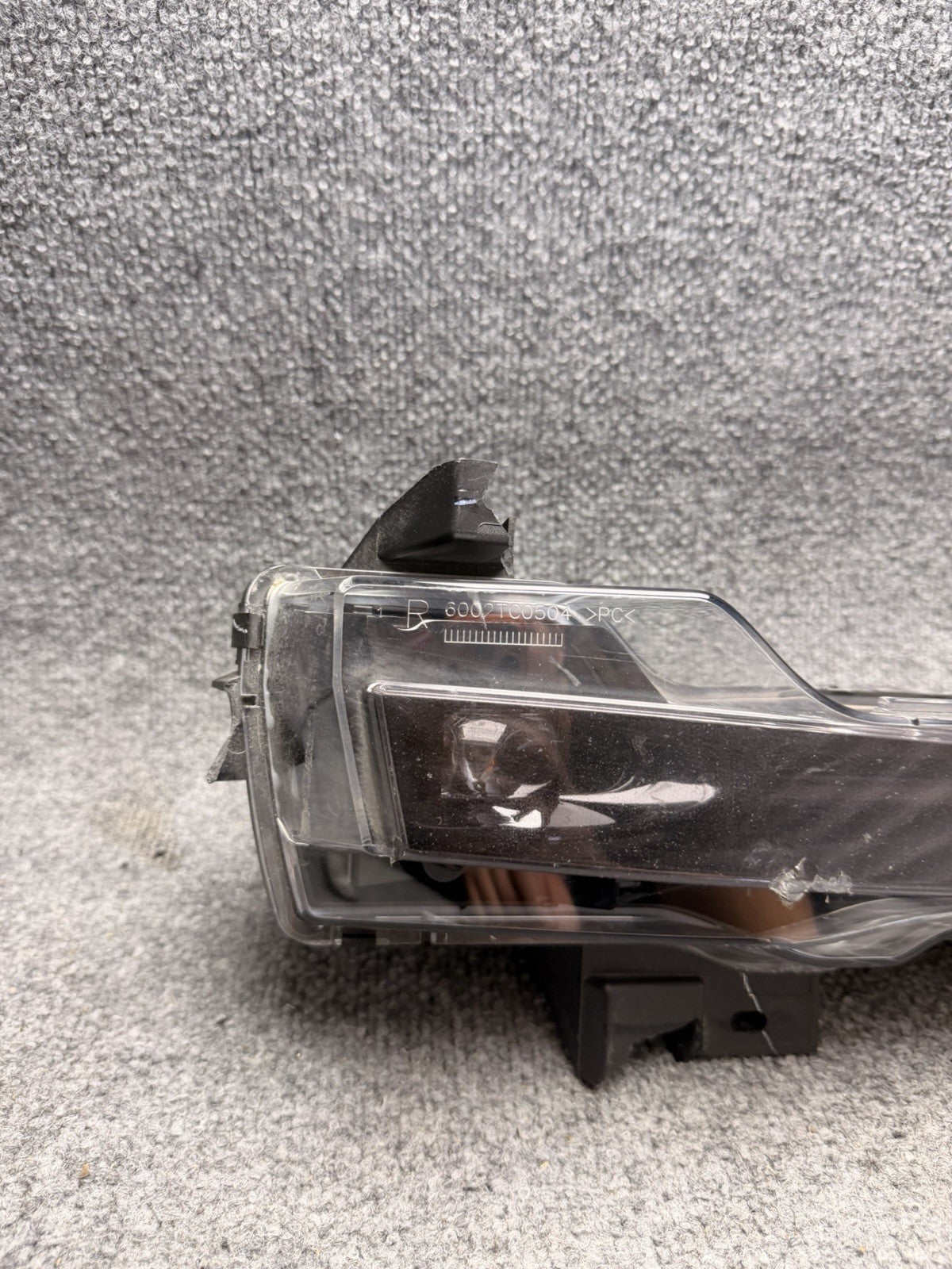 3 PIN OEM 2017 - 2023 Tesla Model 3 Front Right Fog Light LED Lamp 1077392-00-F
