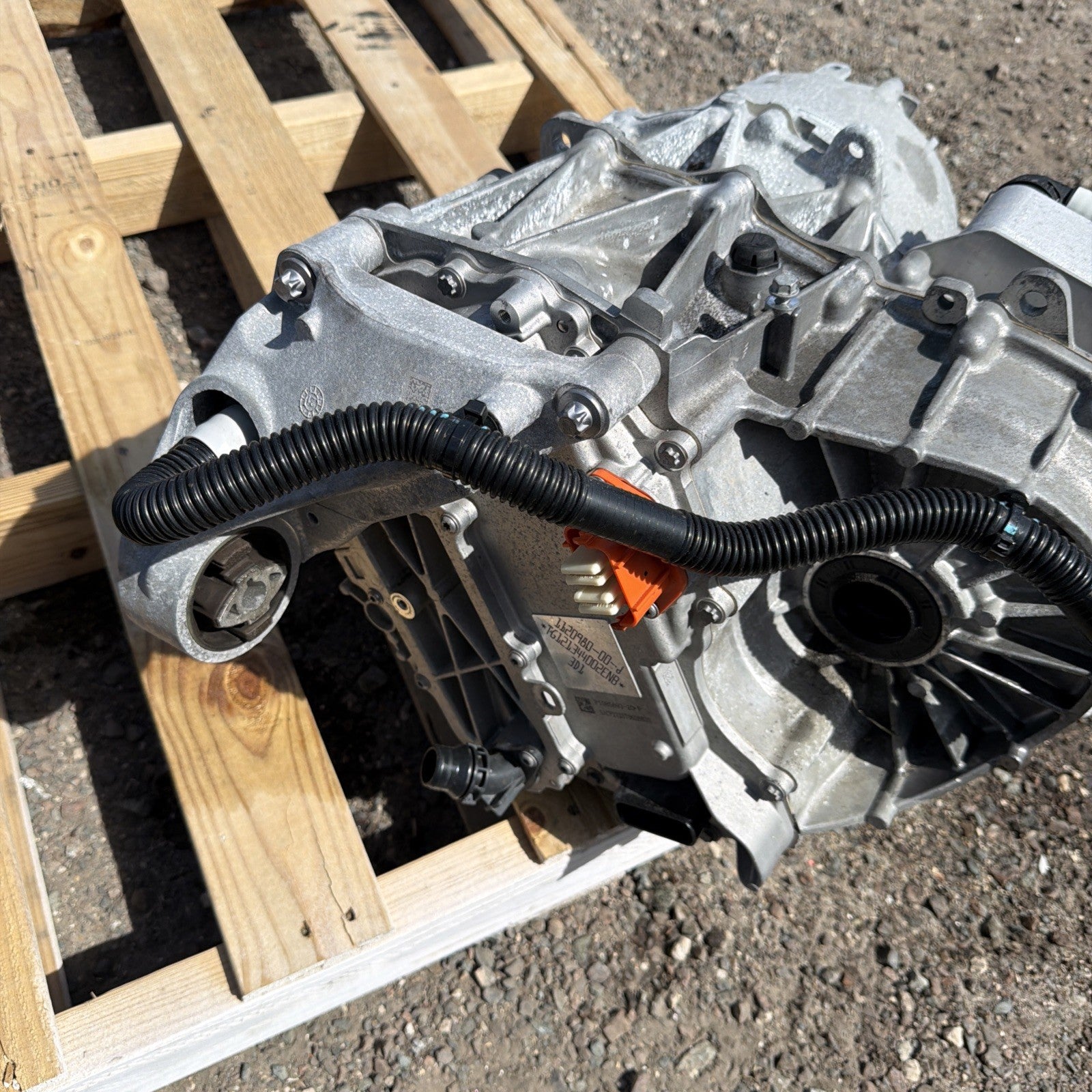 2017-2024 Tesla Model 3 Y Rear Drive Unit Motor Engine OEM 1120980-00-J