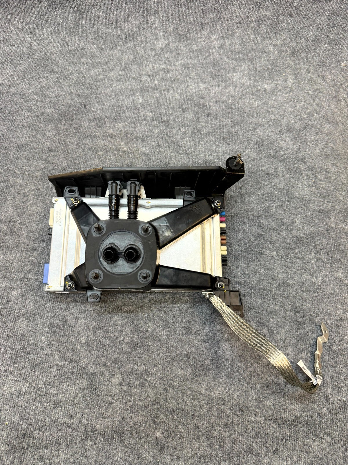 2020-2024 TESLA MODEL Y MCU COMPUTER MEDIA CONTROL MODULE OEM, 1775000-90-L