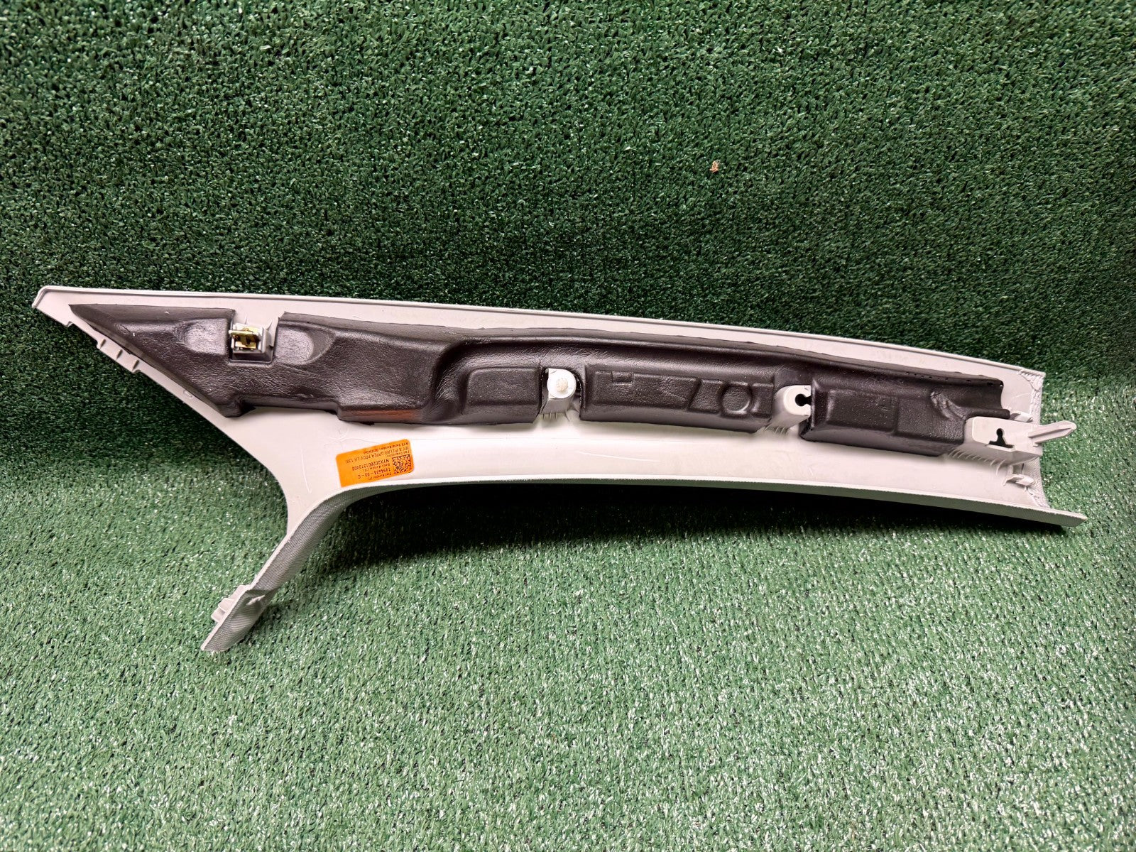 ♦️2020-2024 TESLA MODEL Y LEFT SIDE UPPER A PILLAR COVER TRIM OEM, 1494604-00-C