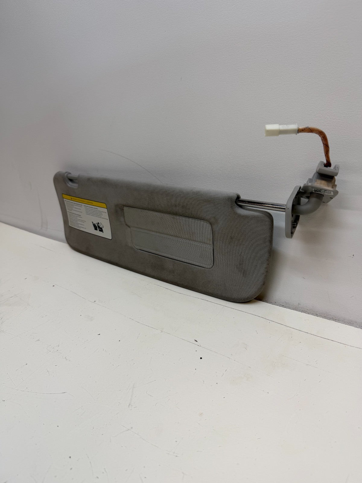 2017-2023 Tesla Model 3 & Y RIGHT PASSENGER sun visor 1490406-01-B