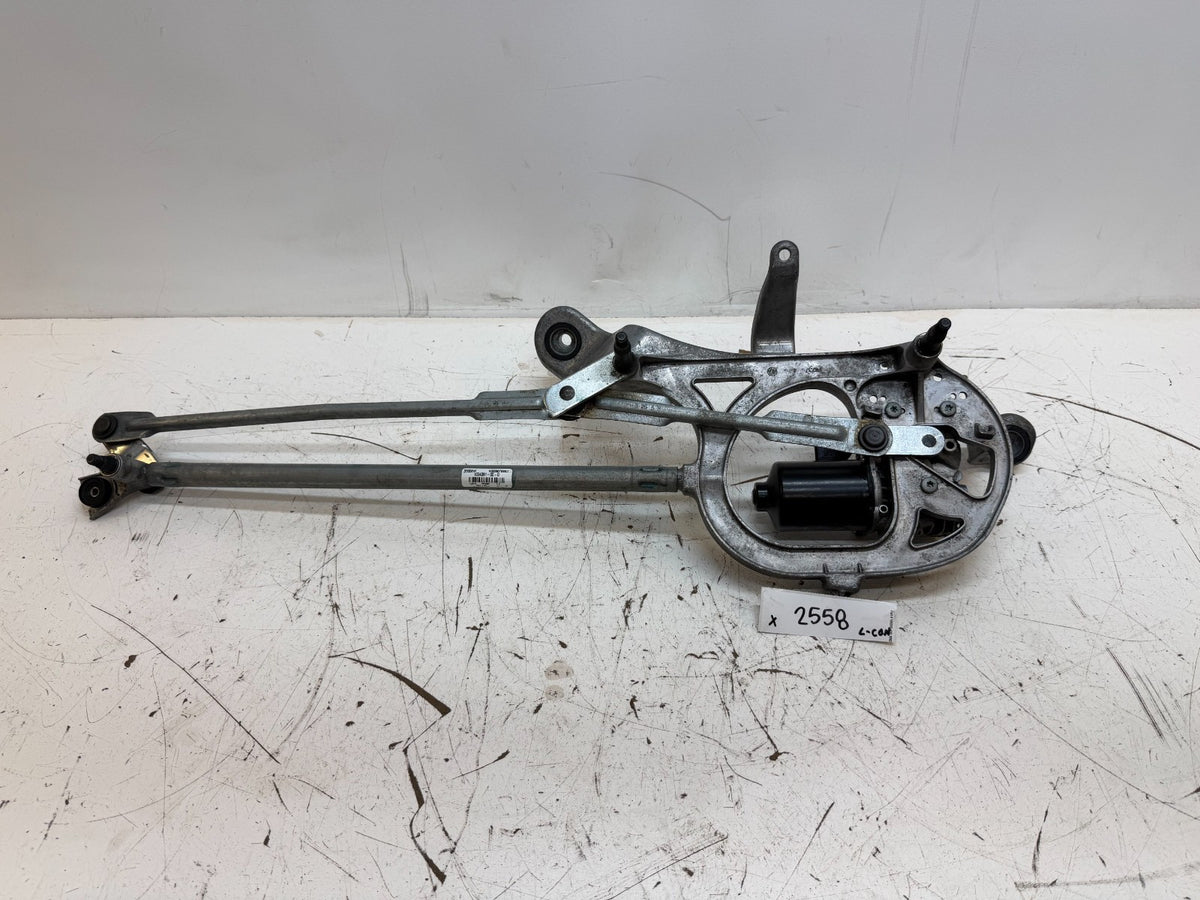 2016-2020 Tesla Model X Windshield Wiper Motor Mechanism Assembly 1034391-00-D
