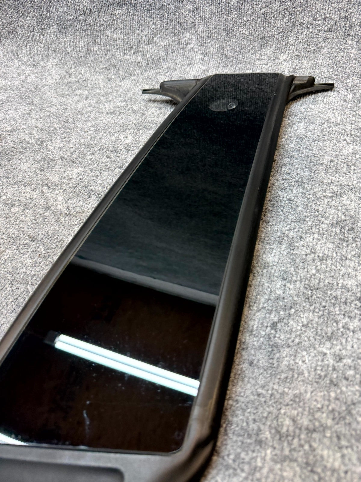 2020-2023 TESLA MODEL Y LEFT B PILLAR APPLIQUE COVER W/CAMERA OEM, 150688500G
