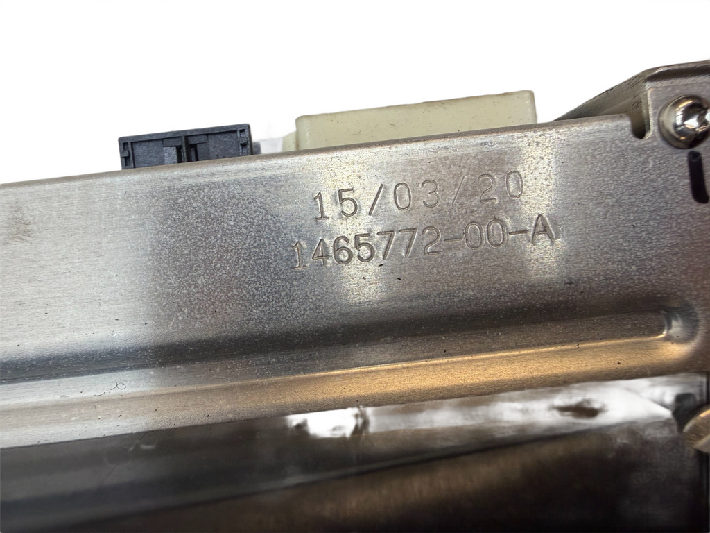2017 - 2023 TESLA MODEL 3 MEDIA COMPUTER CONTROL MODULE UNIT 1462554-RO-K