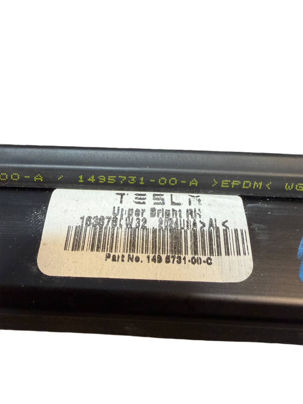 2020-2023 Tesla Model Y Passenger Side Upper Bright Trim Cap Right 1495731-00-A