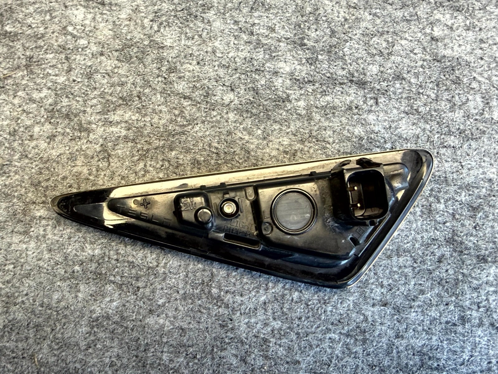 ♦️2017–2023 TESLA MODEL 3 LEFT SIDE FENDER TURN SIGNAL CAMERA OEM, 1125106-77-E