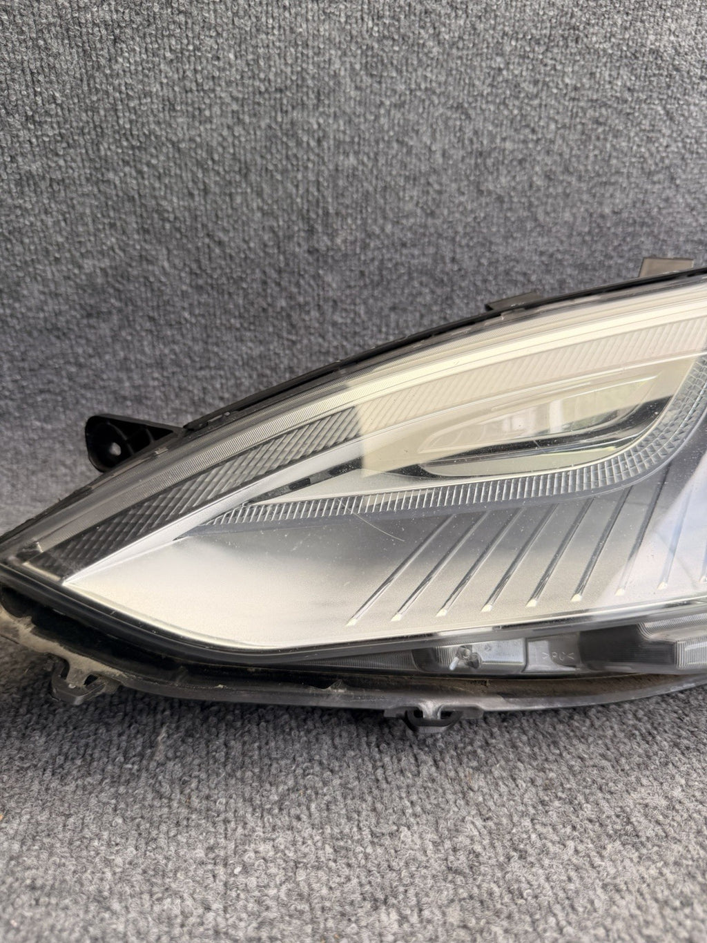 TESLA MODEL S HEADLIGHT LEFT DRIVER 2012 2013 2014 2015 XENON 6005906-00-D OEM