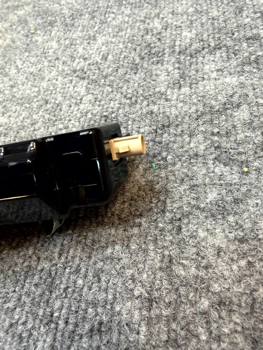 2020 - 2024 TESLA MODEL Y 3 BLUETOOTH ANTENNA MODULE UNIT OEM, 1585601-00-E