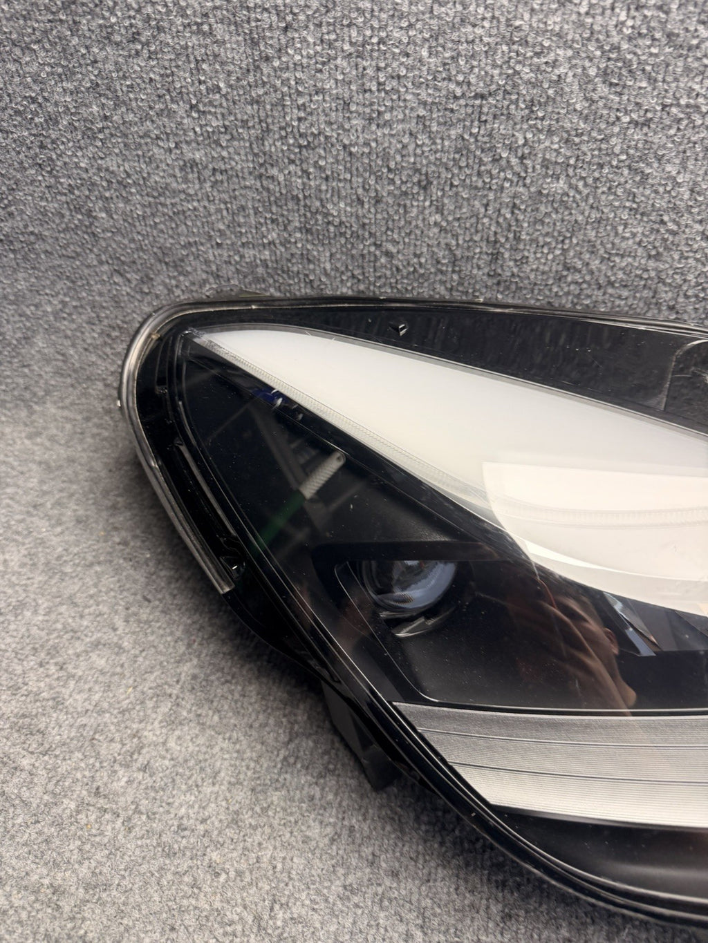 DMG‼️2021-2023 Tesla Model 3 Y Led Matrix Front Right OEM Headlight 1514953-00-d