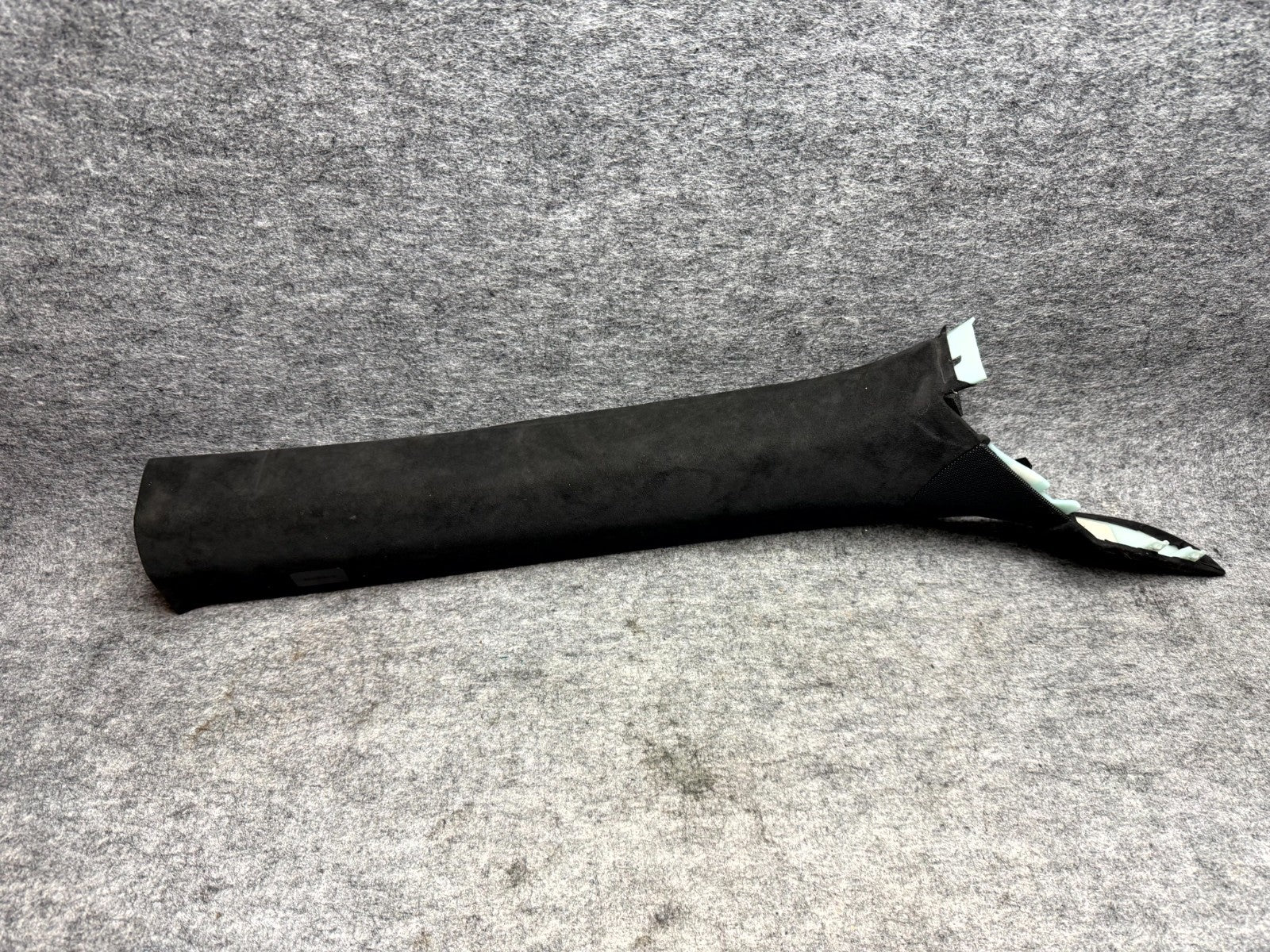 ♦️2012 - 2020 TESLA MODEL S RIGHT SIDE A-PILLAR TRIM COVER OEM, 1007440-02-K