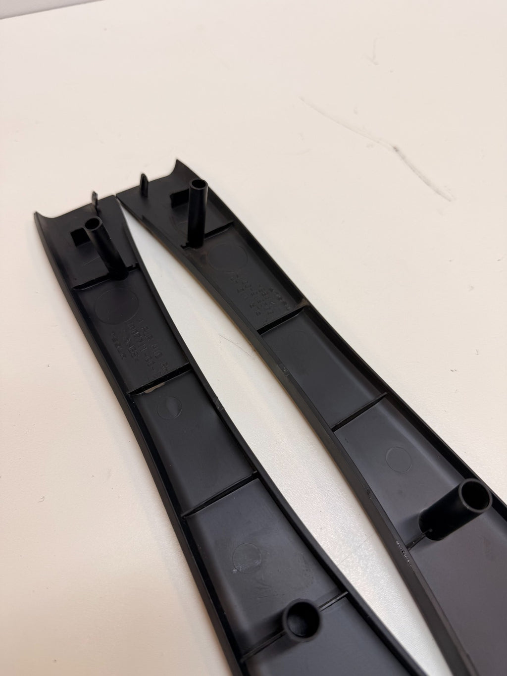 2012-2016 Tesla Model S Pair Of Left & Right Middle A Pillar Trim Panel