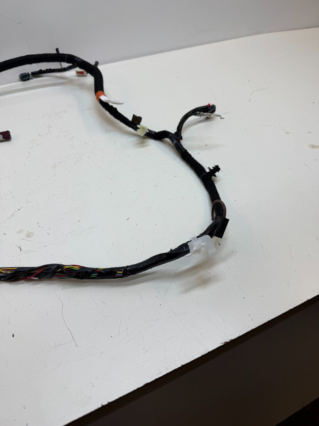 20-24 Tesla Model Y Rear Liftgate Trunk Wiring Harness & Connector 1616689-00-C