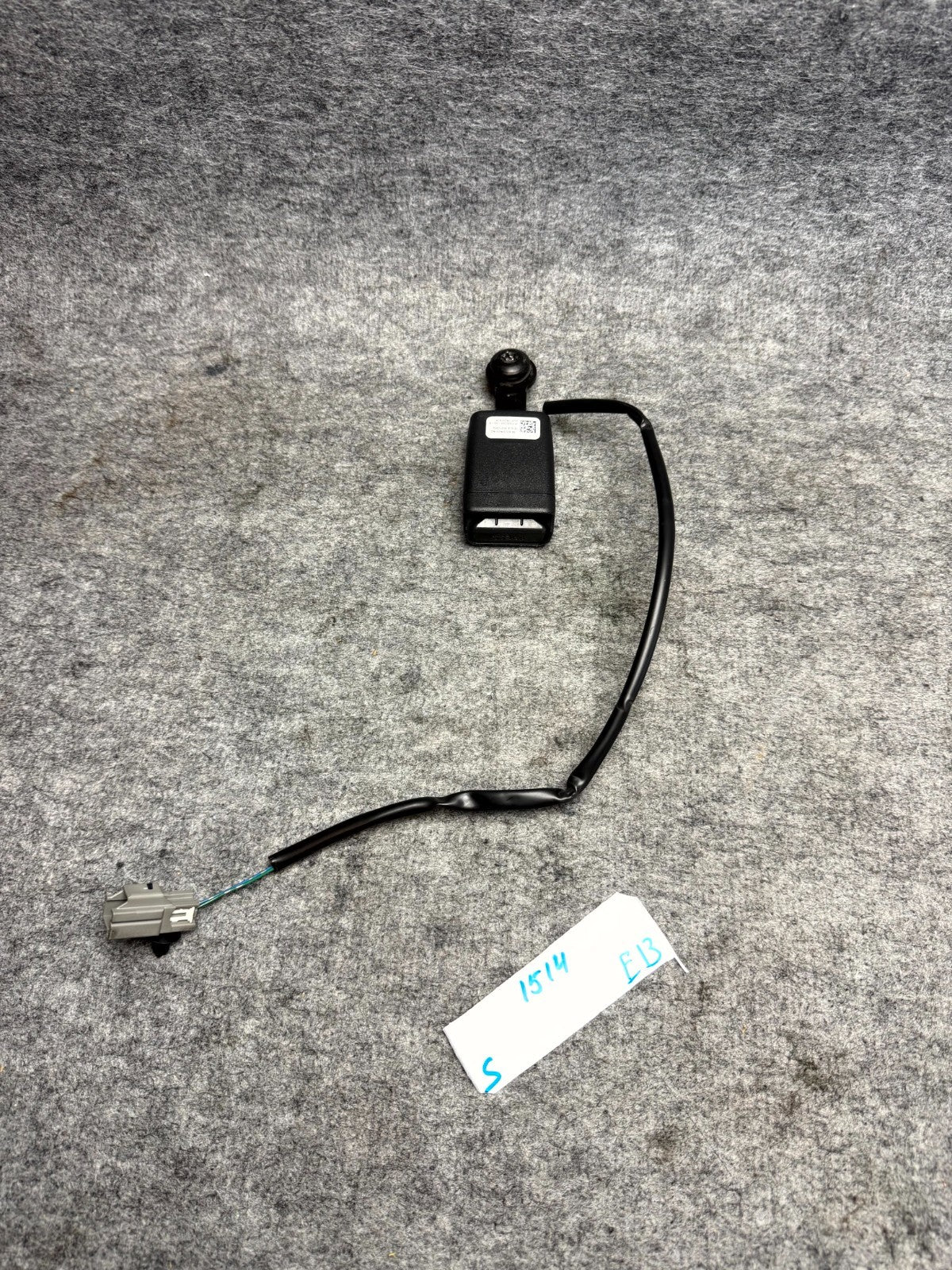 ♦️2012 - 2020 TESLA MODEL S REAR SEAT BELT BUCKLE ASSEMBLY OEM, 1005269-00-E