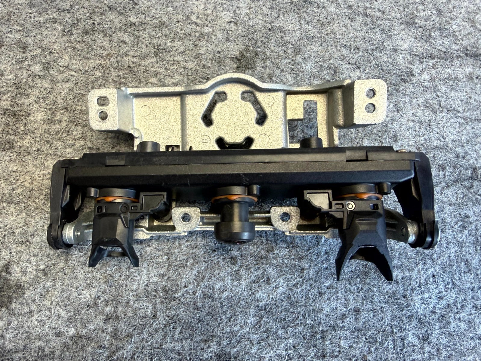 ♦️17-23 TESLA MODEL 3 FRONT WINDSHIELD LANE ASSIST TRIPLE CAMERA OEM, 114374600F