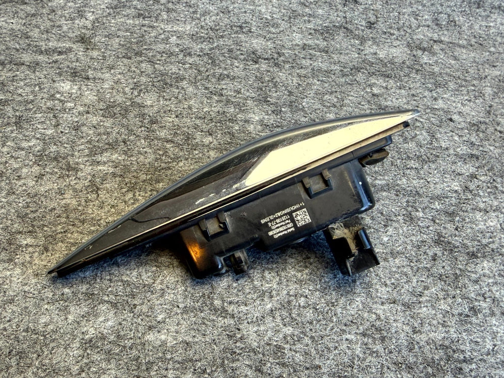 ♦️2017–2023 TESLA MODEL 3 LEFT SIDE FENDER TURN SIGNAL CAMERA OEM, 1125106-77-E