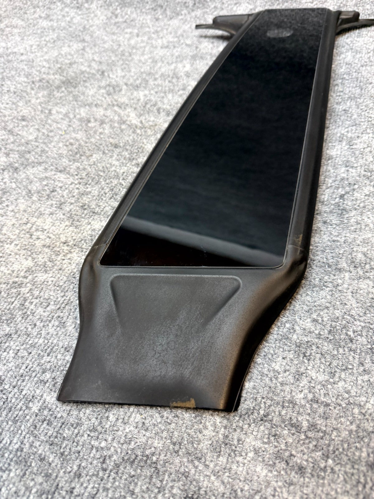 2020-2023 TESLA MODEL Y LEFT B PILLAR APPLIQUE COVER W/CAMERA OEM, 150688500G