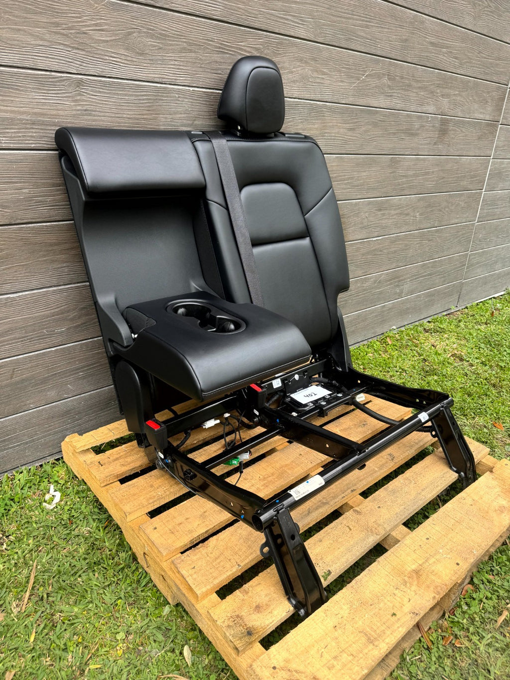 2020-2024 TESLA MODEL Y REAR LEFT UPPER SEAT CUSHION W/ FRAME OEM, 1494881-00-B