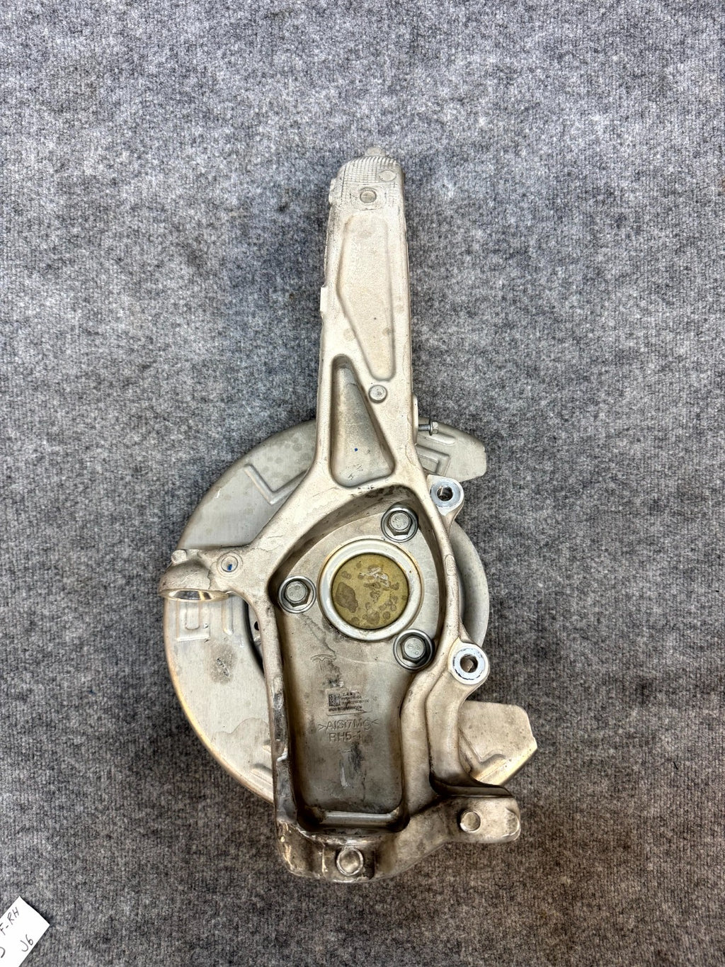 2017 - 2023 TESLA MODEL 3 FRONT RIGHT SIDE SPINDLE KNUCKLE HUB OEM, 1044316-00-E