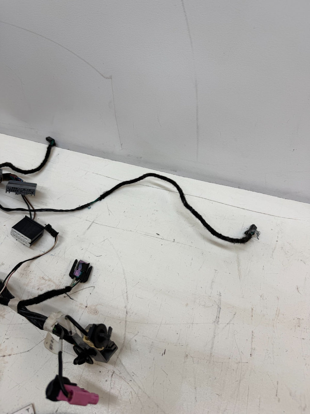 2016-2020 Tesla Model S Front Right Side Door Wire Wiring Harness 1069106-00-B