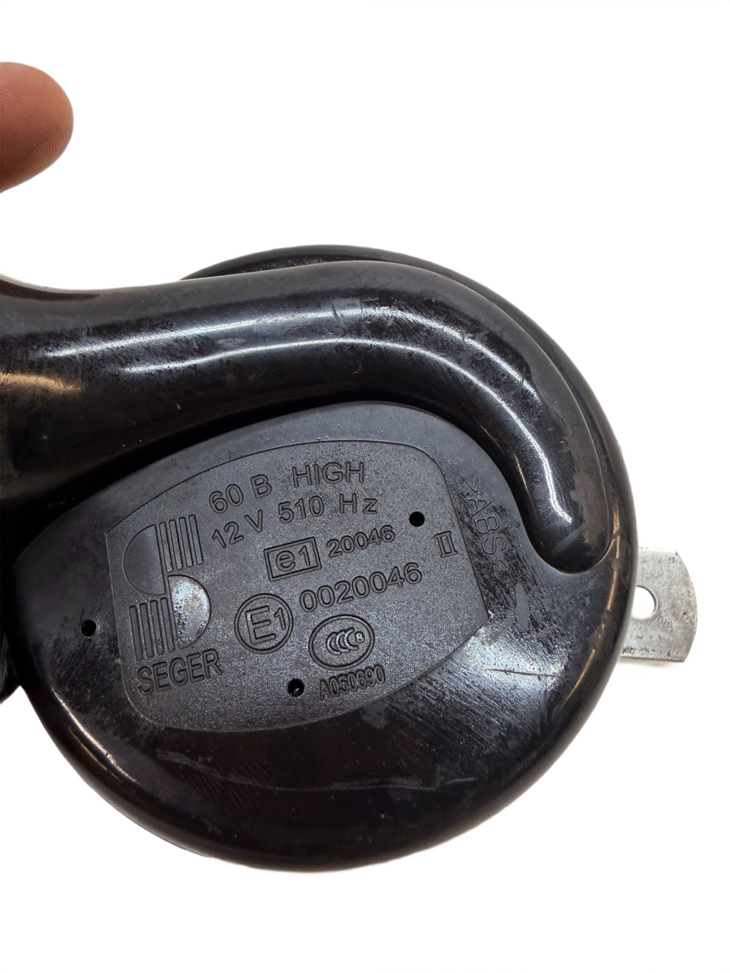 12-20 Tesla Model S Seger High Pitch Tone Horn 12V 510 Hertz w/ Bracket 0020046