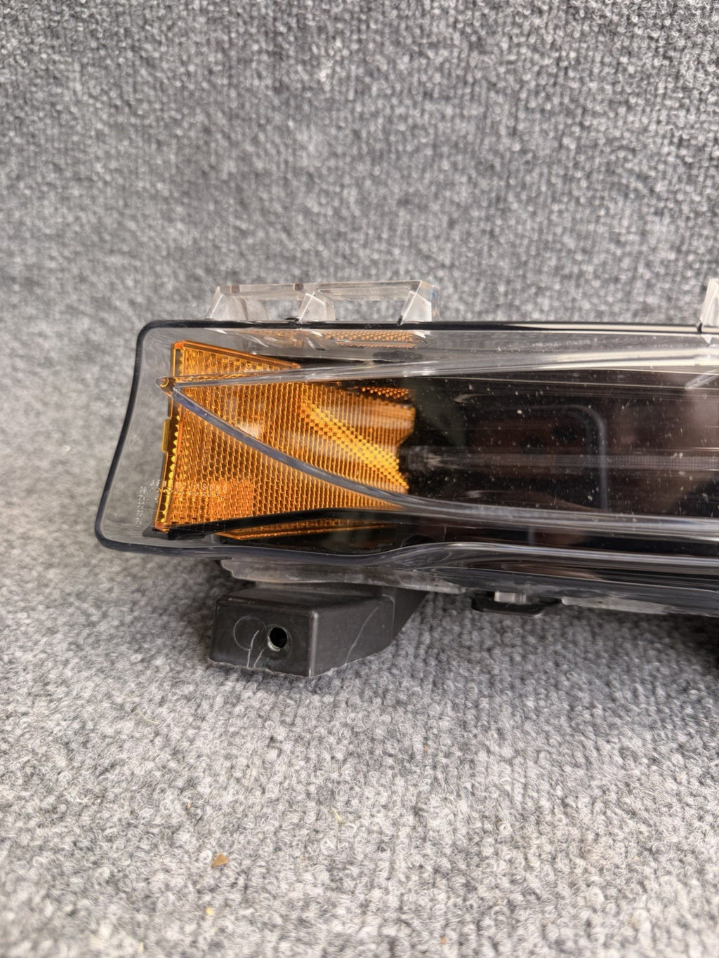 OEM 2020 - 2024 Tesla Model Y Left Driver 3 PIN LED Fog Light Lamp 1507930-00-C