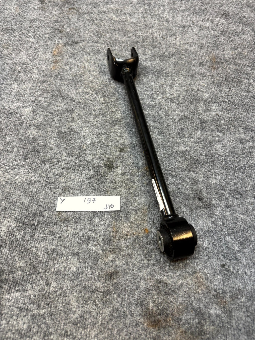 2020 - 2024 TESLA MODEL Y REAR RIGHT / LEFT LOWER CONTROL ARM OEM, 1044441-00-F