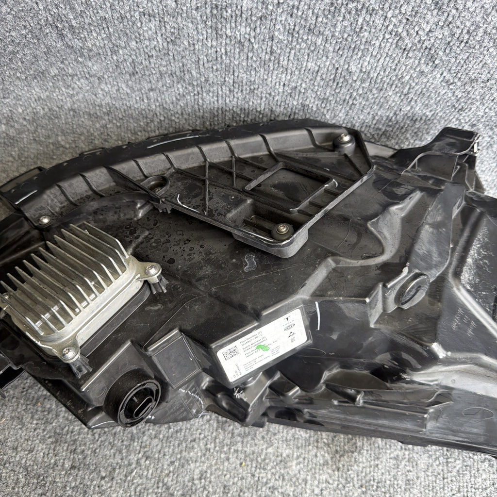 2021-2023 TESLA MODEL 3 Y LEFT HEADLIGHT PROJECTOR MATRIX 2ND GEN 1514952-00-C