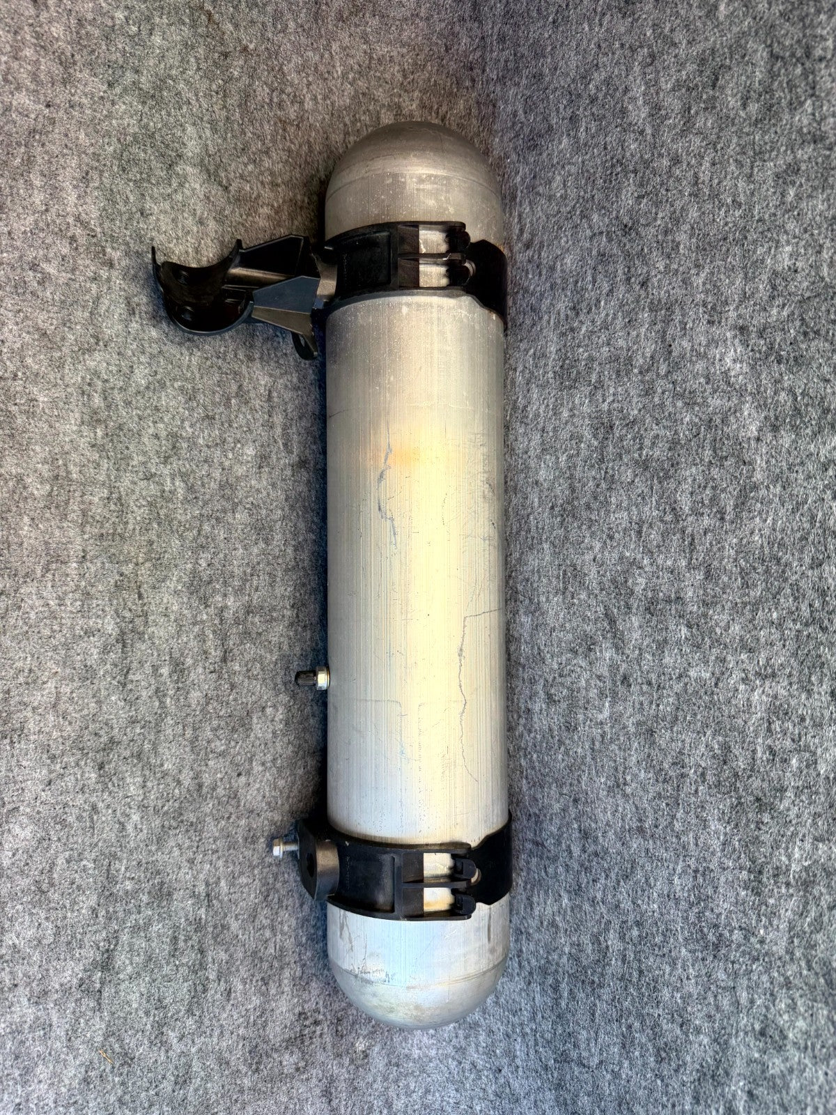 ♦️12-20 TESLA MODEL S AIR RIDE SUSPENSION RESERVOIR TANK VALVE OEM, 6006408-00-B
