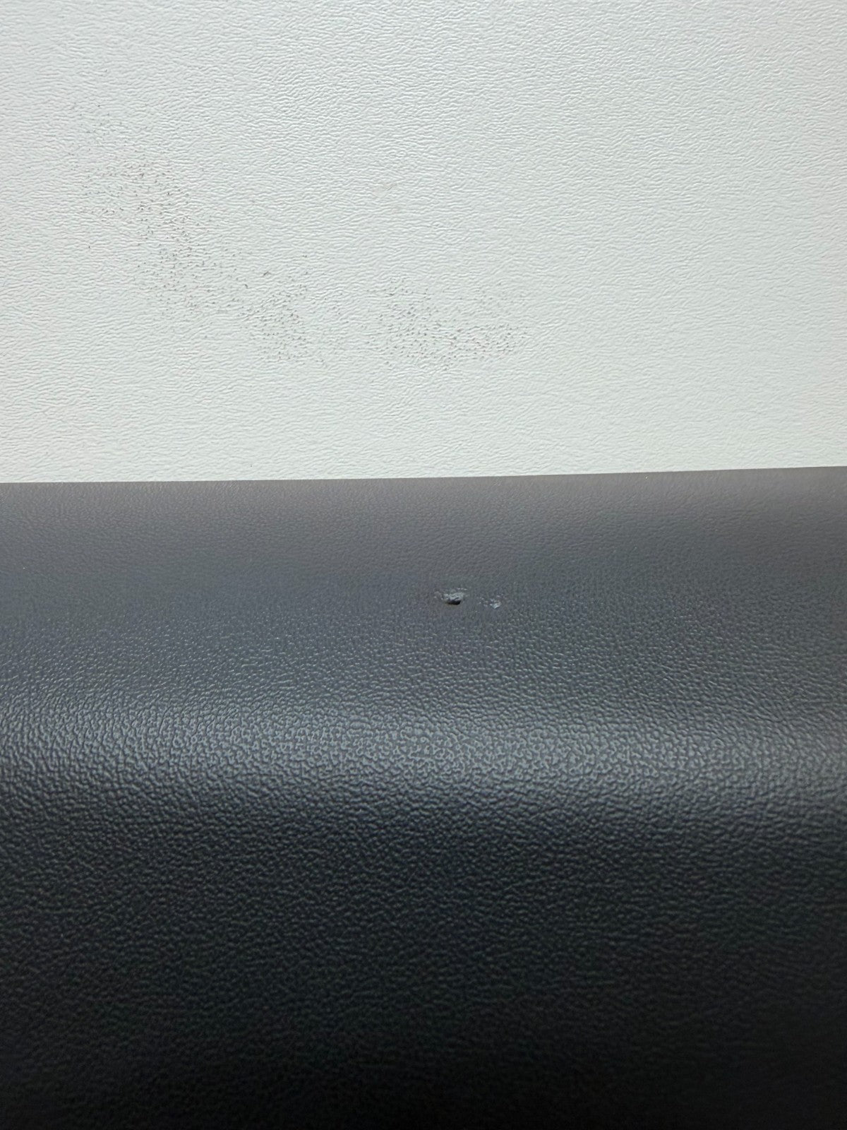 2017-2023 TESLA MODEL 3 FRONT RIGHT INTERIOR DOOR PANEL TRIM