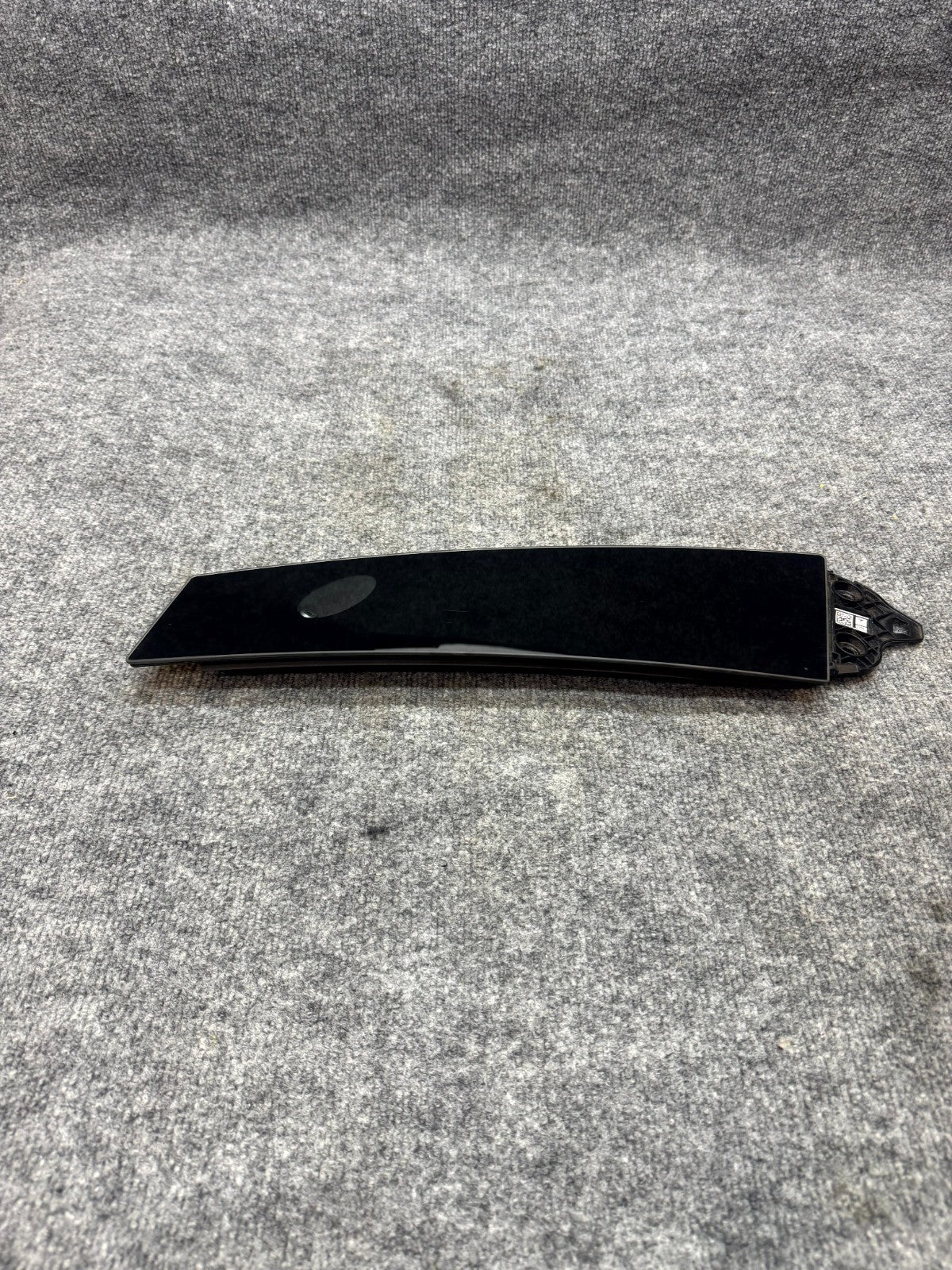 2017‑2023 TESLA MODEL 3 RIGHT SIDE B‑PILLAR APPLIQUE W/CAMERA OEM, 1100441-00-E