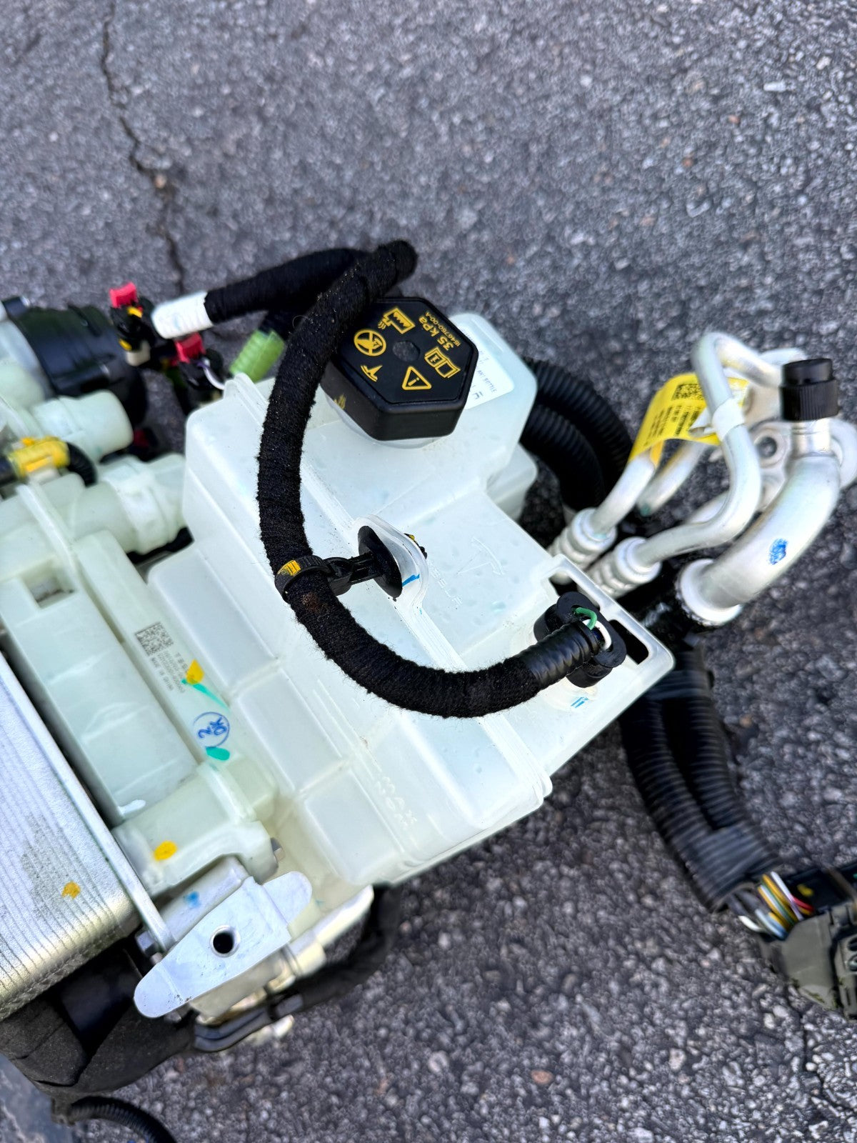 ♦️17-23 TESLA MODEL 3 SUPERMANIFOLD REFRIGERANT COOLANT PUMP ASSY OEM, 1547595A0