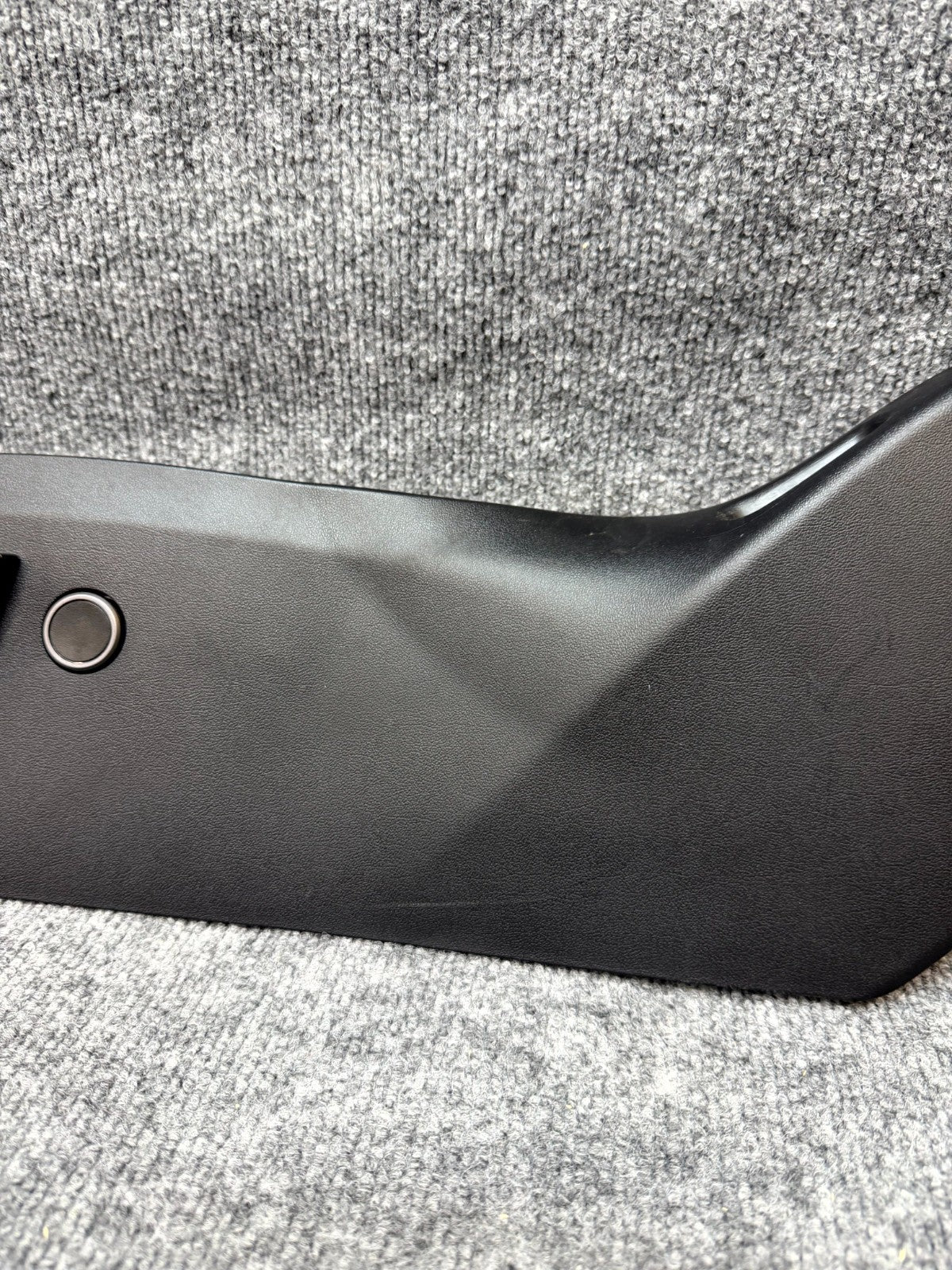 2020-2024 TESLA MODEL Y FRONT LEFT SEAT TRIM W/ CONTROL SWITCHES OEM, 163833200C