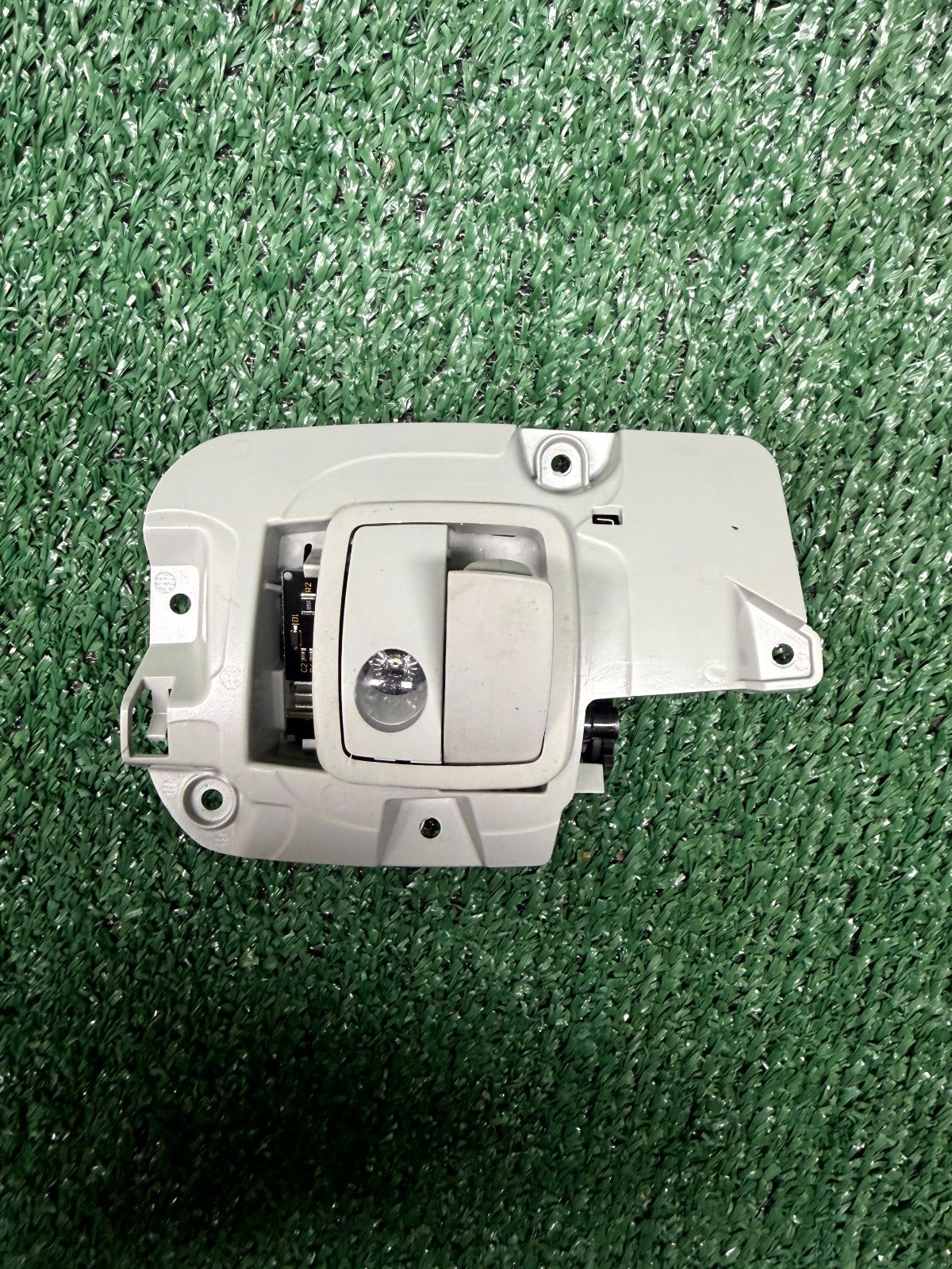 ♦️2020 - 2024 TESLA MODEL Y GREY COAT HOOK HANGER ASSEMBLY OEM, 1515339-97-B