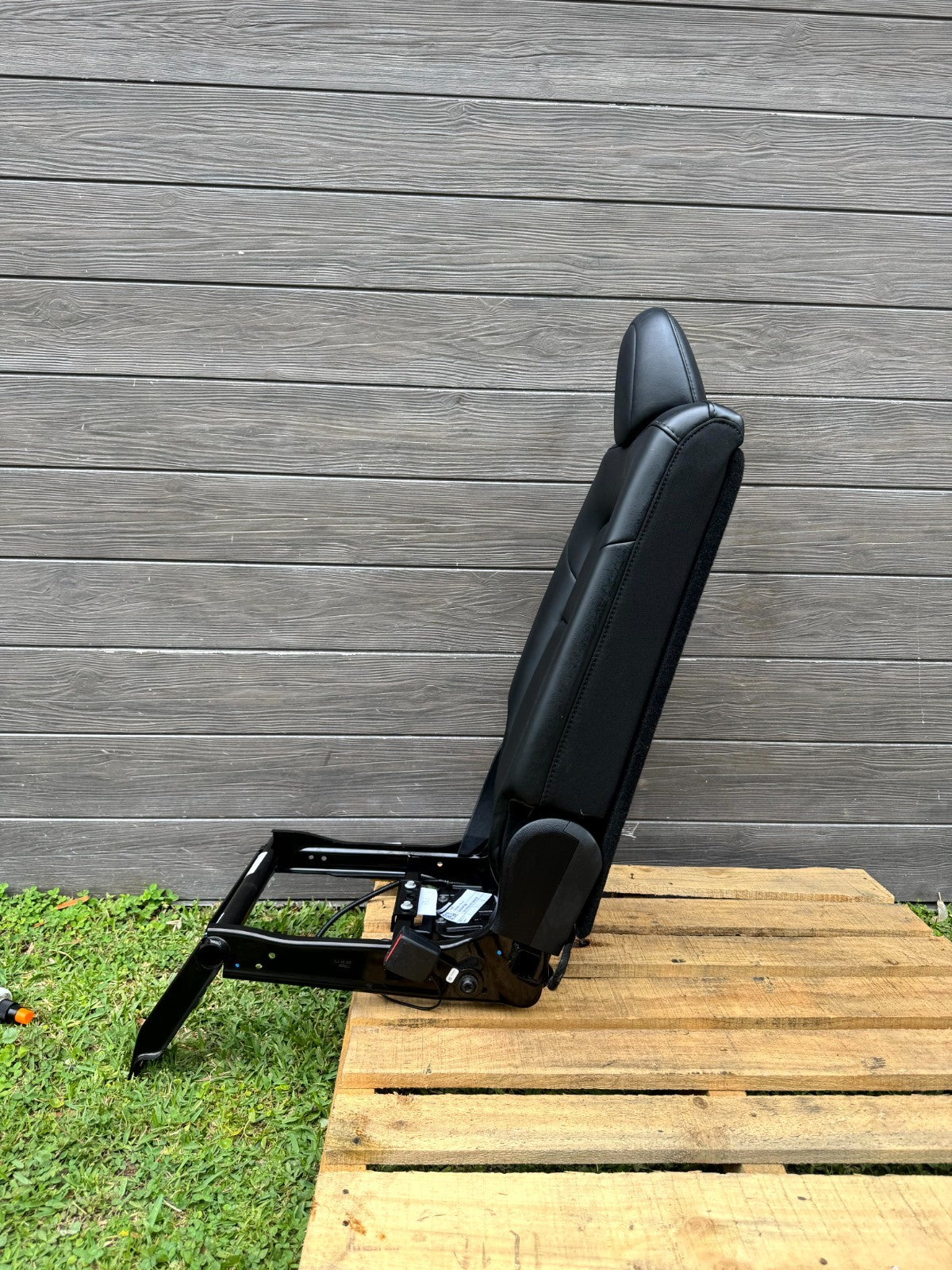 2020-2024 TESLA MODEL Y REAR RIGHT UPPER SEAT CUSHION W/ FRAME OEM, 1494901-00-E