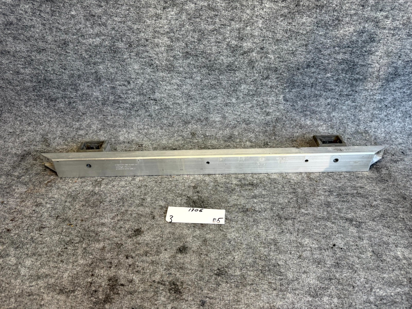 ♦️17-23 TESLA MODEL 3 FRONT TRUNK REINFORCEMENT BRACKET SUPPORT OEM, 110477700A