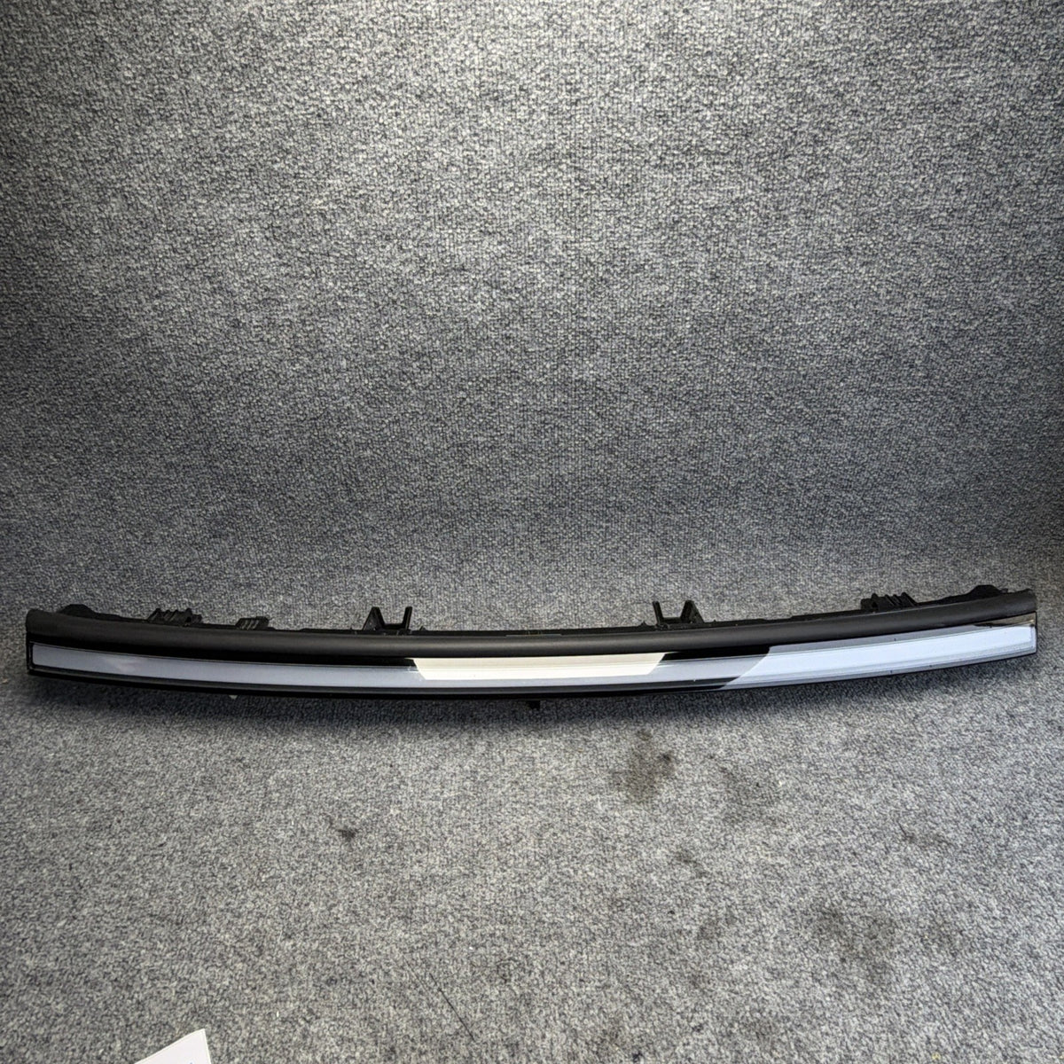 2025-2026 Tesla Model Y Juniper LED DRL Front Center Light Bar OEM 2038294-00-E