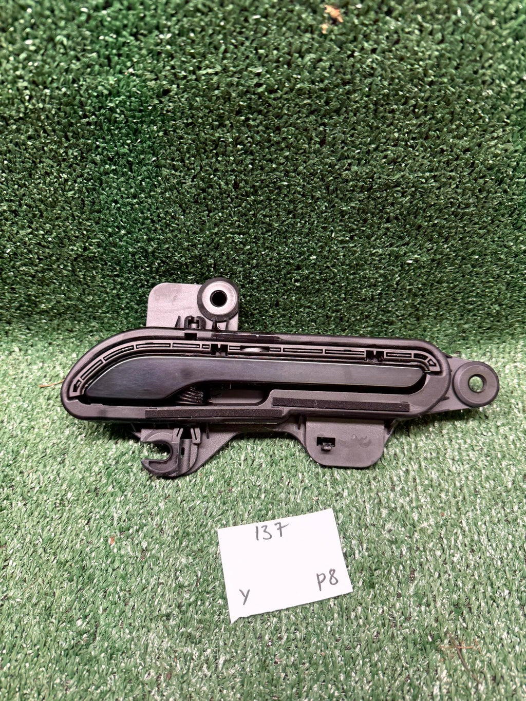 ♦️2020–2024 TESLA MODEL Y LEFT DRIVER SIDE EXTERIOR DOOR HANDLE OEM 1528114-00-D