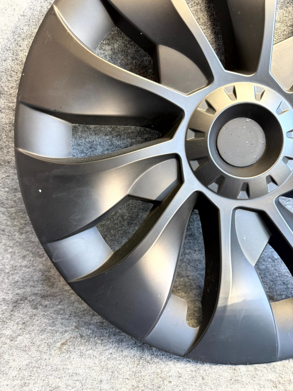 ♦️2017 - 2023 TESLA MODEL 3 WHEEL RIM CENTER CAP COVER OEM, 1044235 00 A