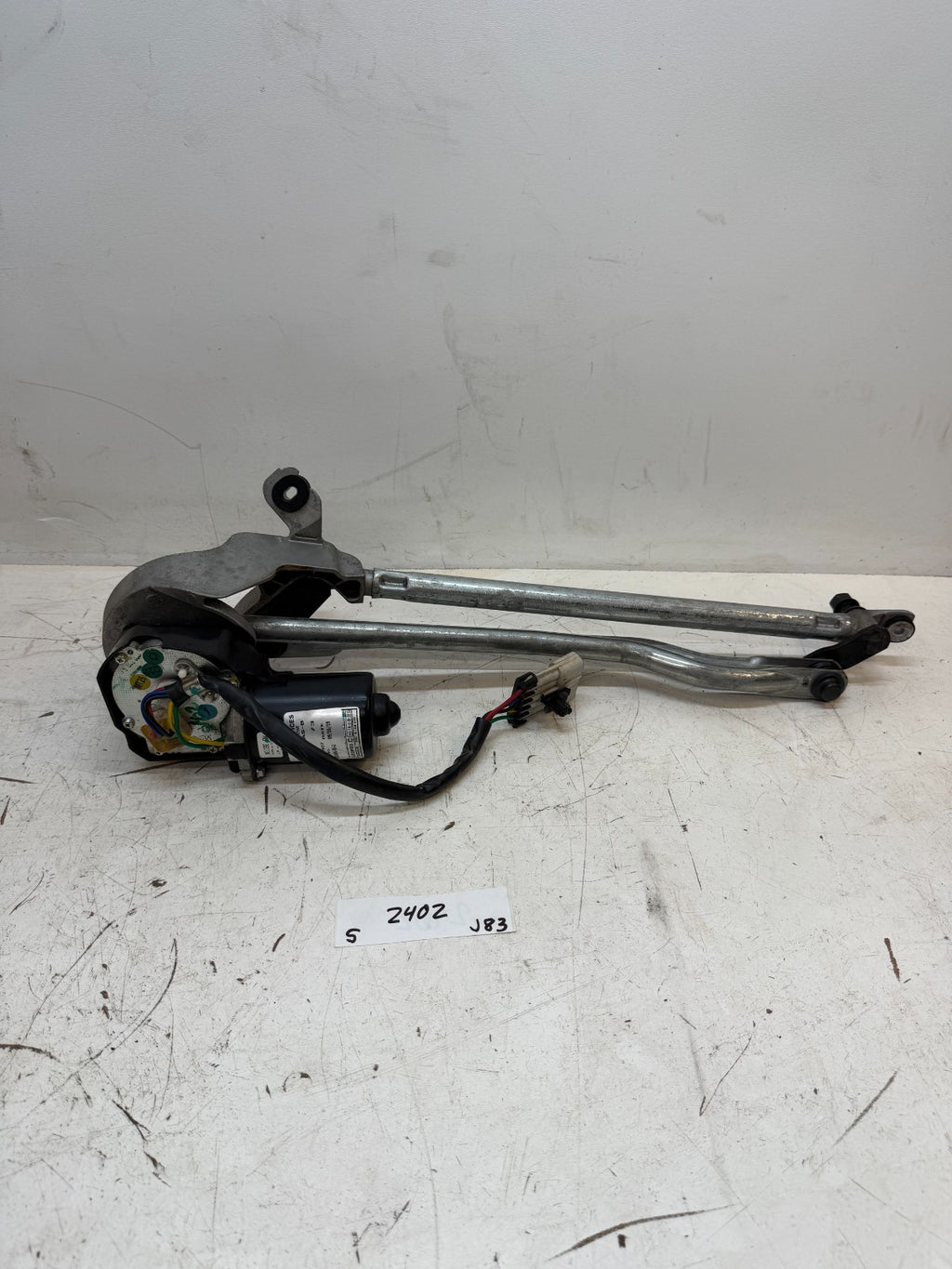 12-20 Tesla Model S Front Windshield Wiper Transmission Motor Linkage