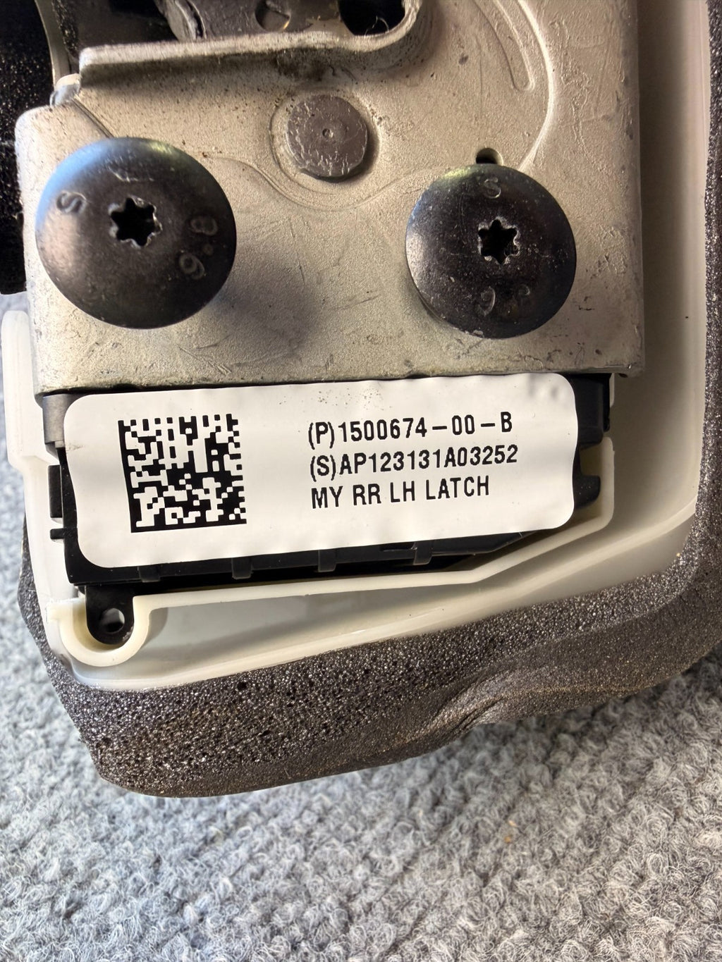 17-23 TESLA MODEL 3 REAR LEFT DOOR LATCH LOCK ACTUATOR 1500674-00-B