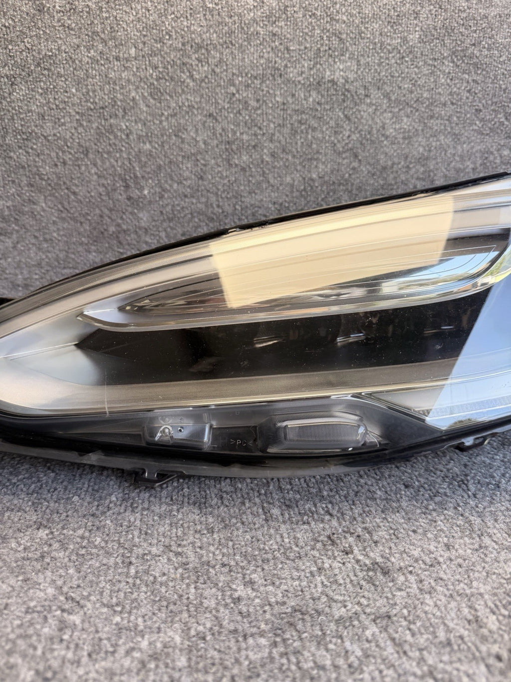 2016-2020 TESLA MODEL S LEFT DRIVER SIDE LED HEADLIGHT OEM 1065041-00-B