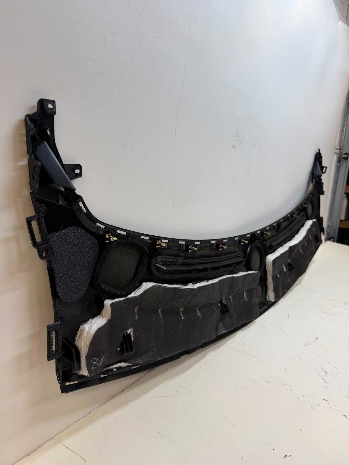 2016-20 Tesla Model X Dashboard Instrument Panel Windshield Grille Defroster