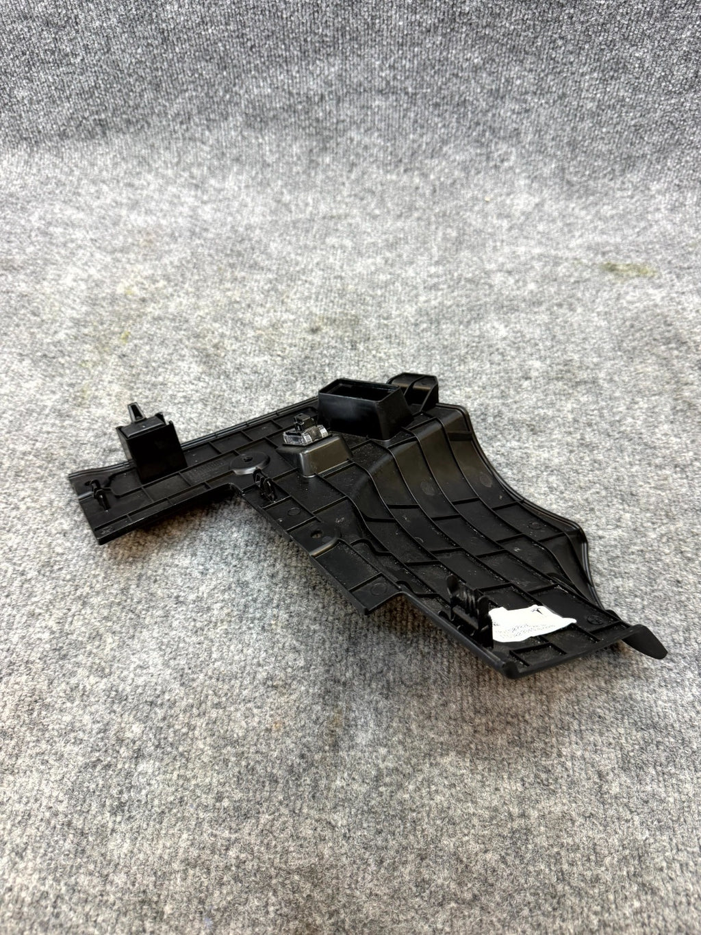 17-23 TESLA MODEL 3 LEFT UNDER DASHBOARD FOOTWHEEL STEERING TRIM OEM, 150707600B