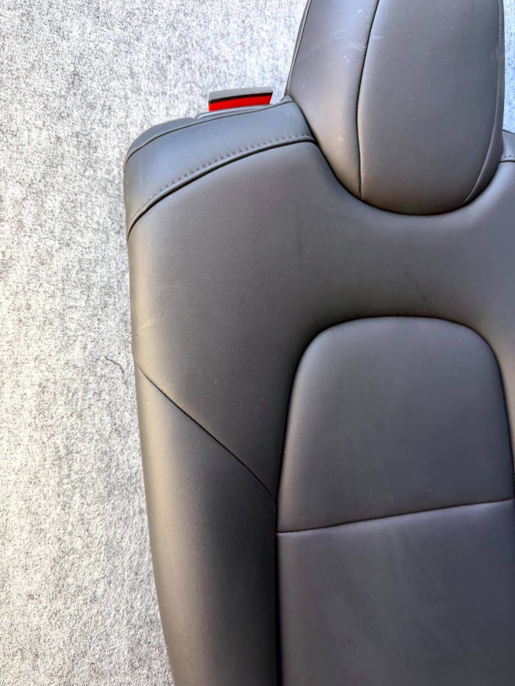 ♦️2017-2023 TESLA MODEL 3 REAR RIGHT UPPER SEAT CUSHION LEATHER OEM, 1455036-00