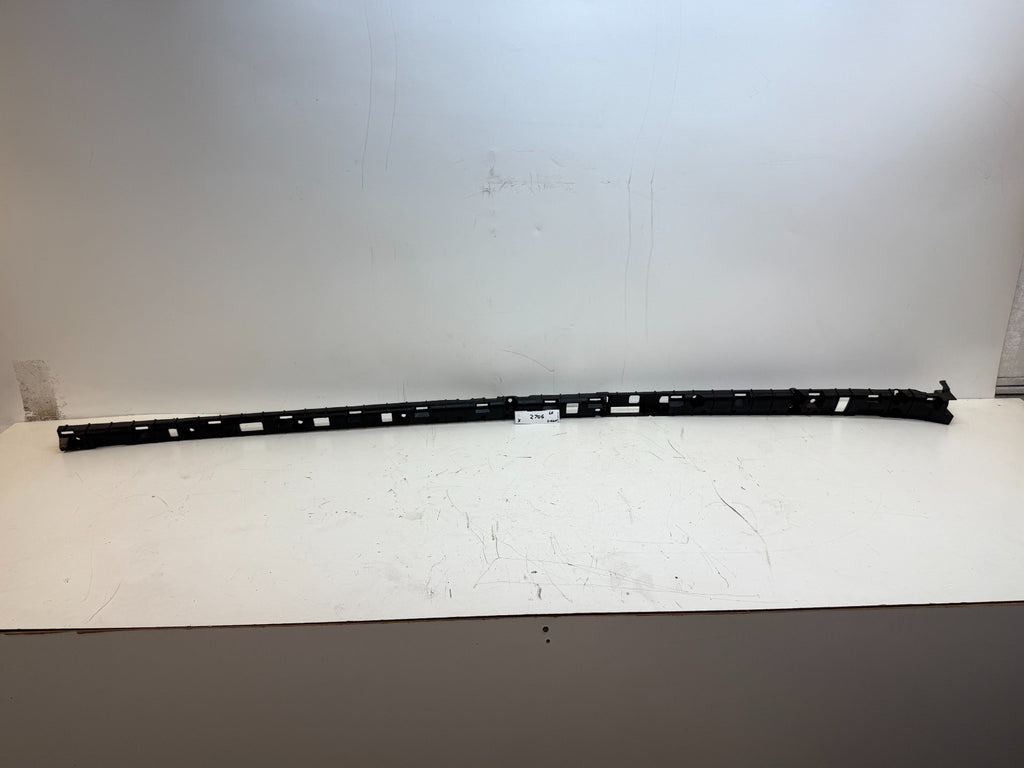 2016-25 Tesla Model X Driver Side Rocker Carrier Panel Trim Bracket 1046690-00-B